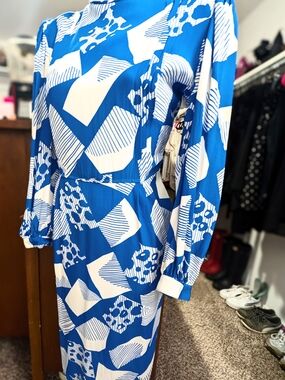 Vintage Silk Bold Blue & White Long Sleeve Geometric Dress